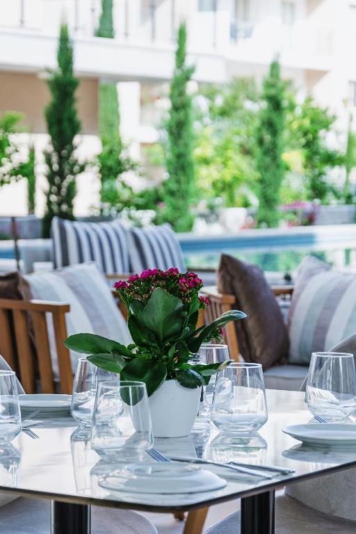 Elysia Park Apartments Пафос Экстерьер фото